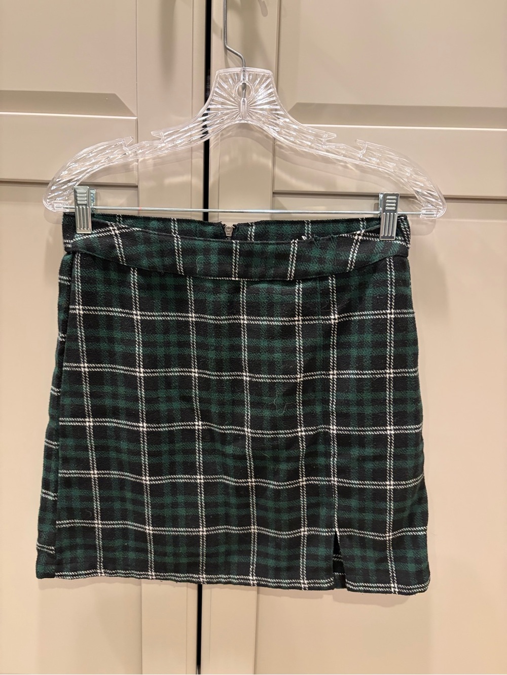 No Boundaries Green and Black Plaid Mini Skirt